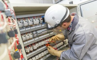 Habilitation électrique : quand est-elle obligatoire et à quelle fréquence la renouveler ?